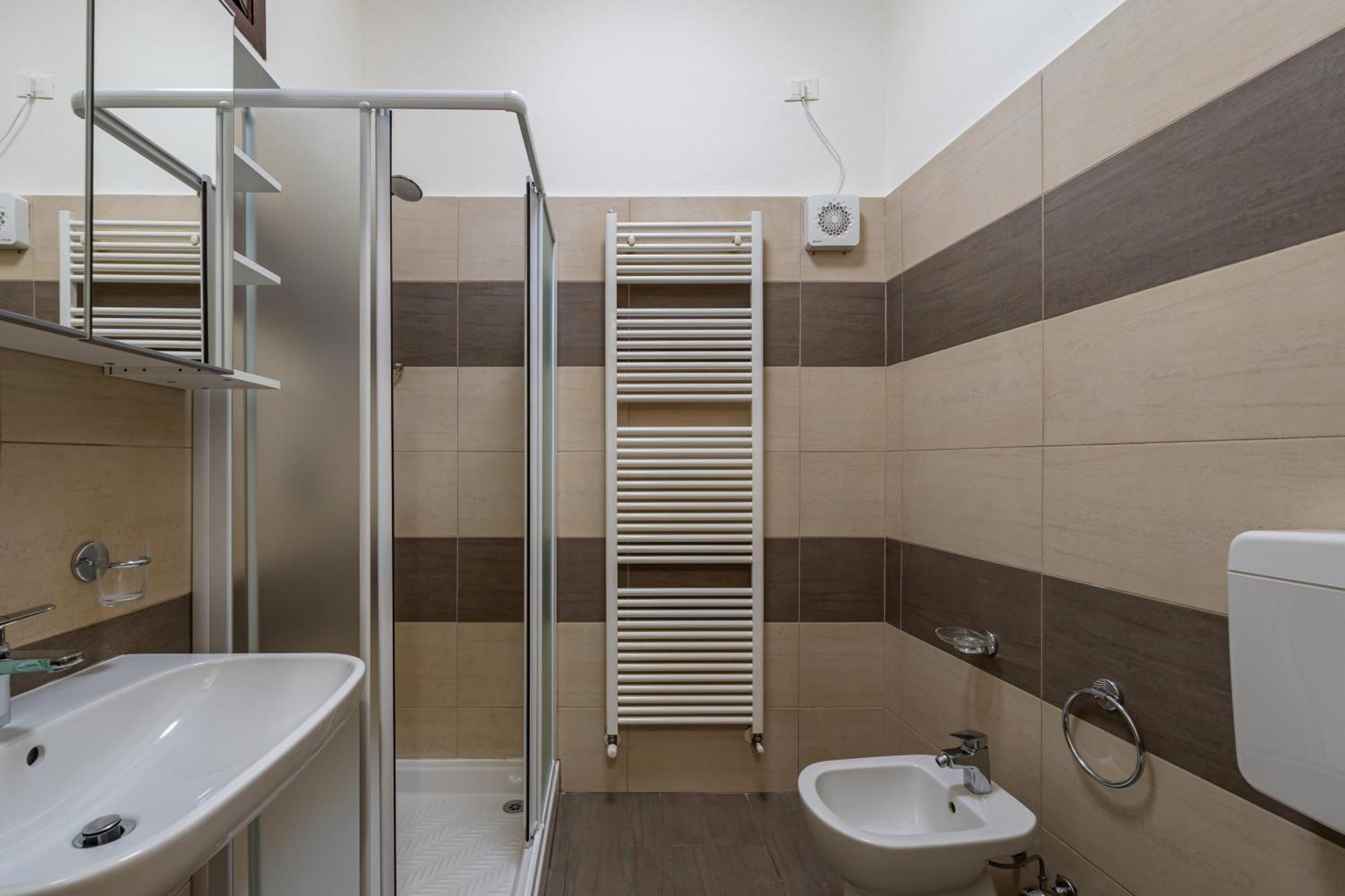 Casa San Faustino - Brescia Citycenter - By Host4U Exteriör bild